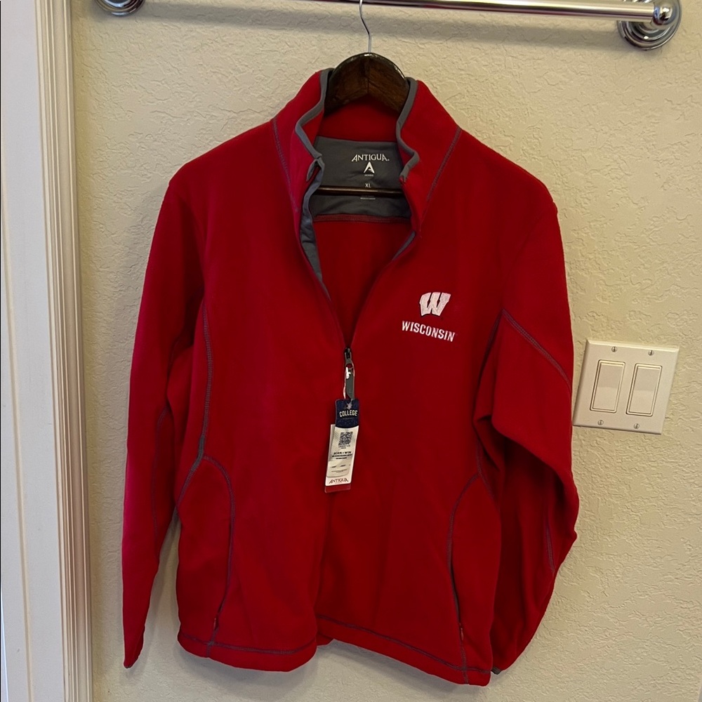 Antigua Red Wisconsin Badgers Antigua Fleece Quarter-Zip Jacket